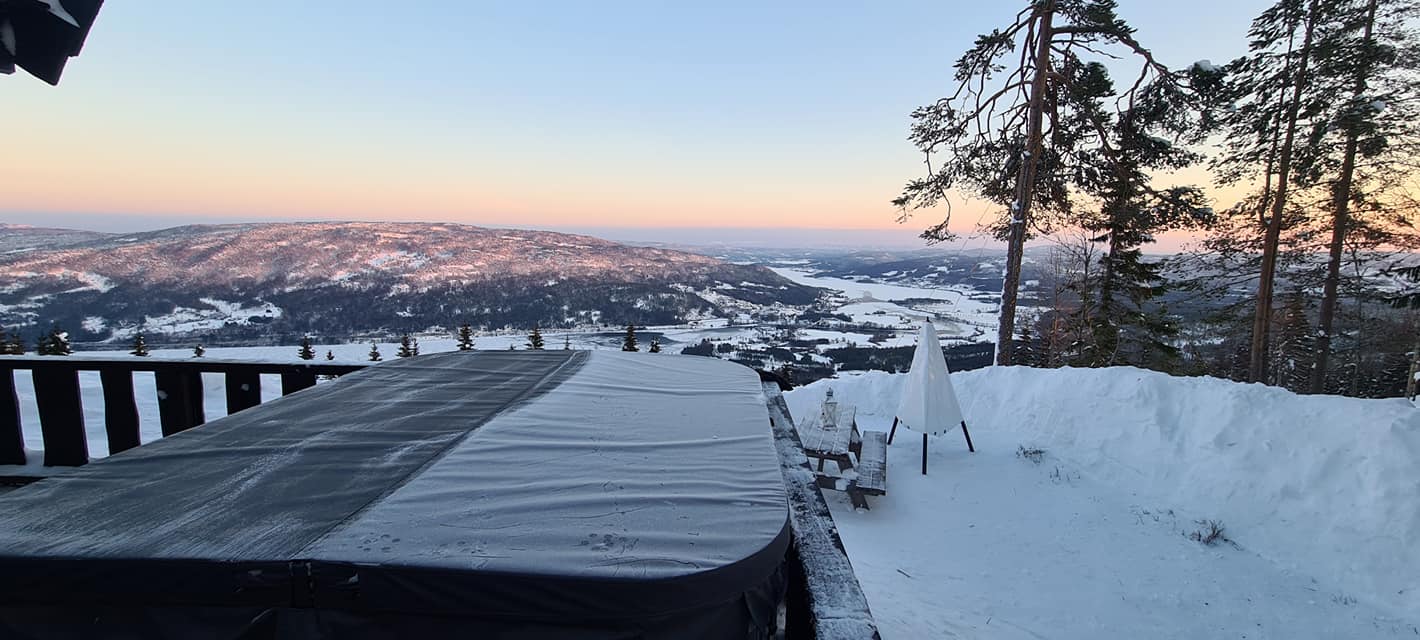 Jacuzzi ogrodowe - ile prądu? Miesięczny koszt