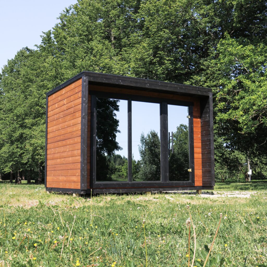 Spa w ogrodzie z sauną thermowood