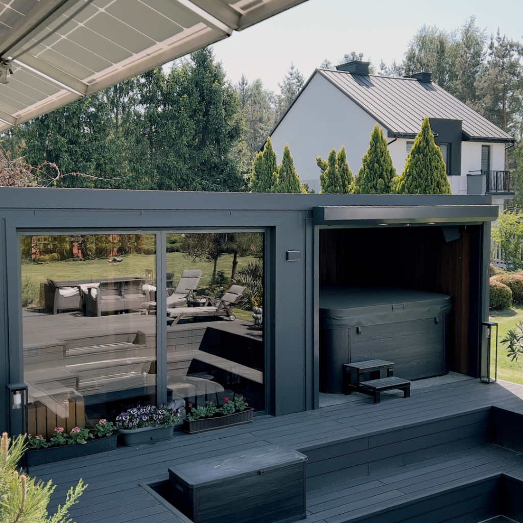 Montaż jacuzzi w ogrodzie