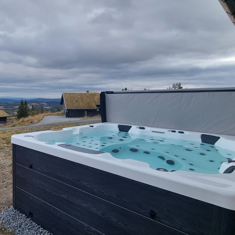 Jacuzzi  wolnostojące 