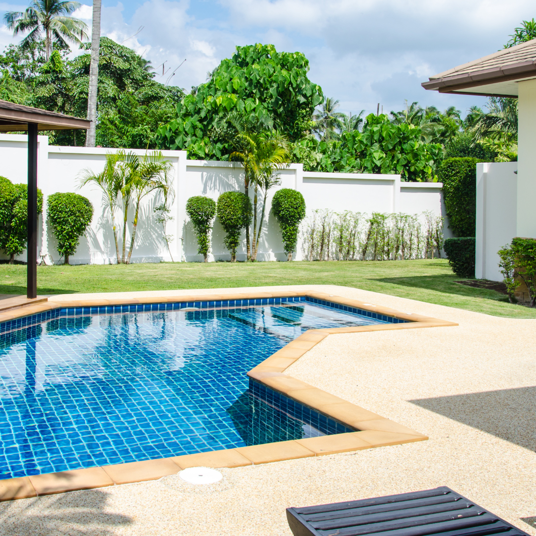 Jacuzzi czy basen w ogrodzie