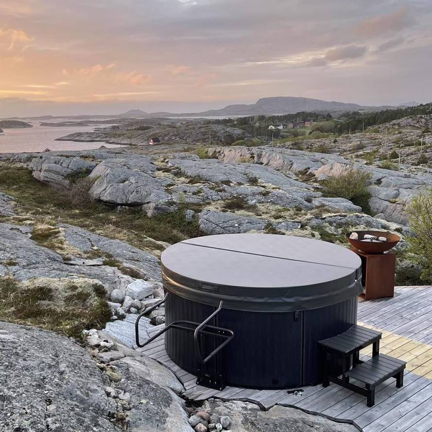 Okrągłe i ciche jacuzzi w Szwecji